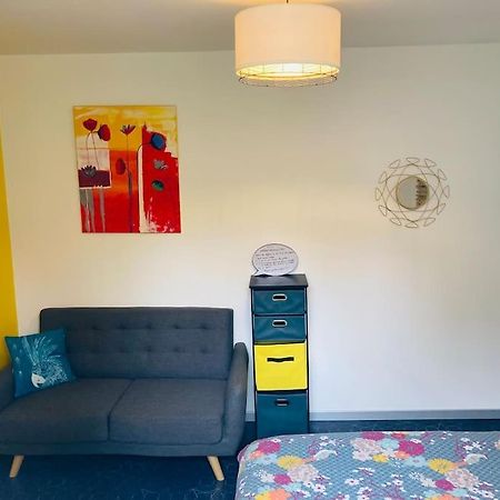 Logement Independant,Calme A 2 Pas Du Centre Ville Lannion Exteriör bild