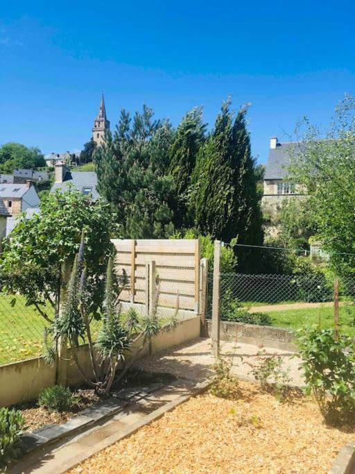 Logement Independant,Calme A 2 Pas Du Centre Ville Lannion Exteriör bild